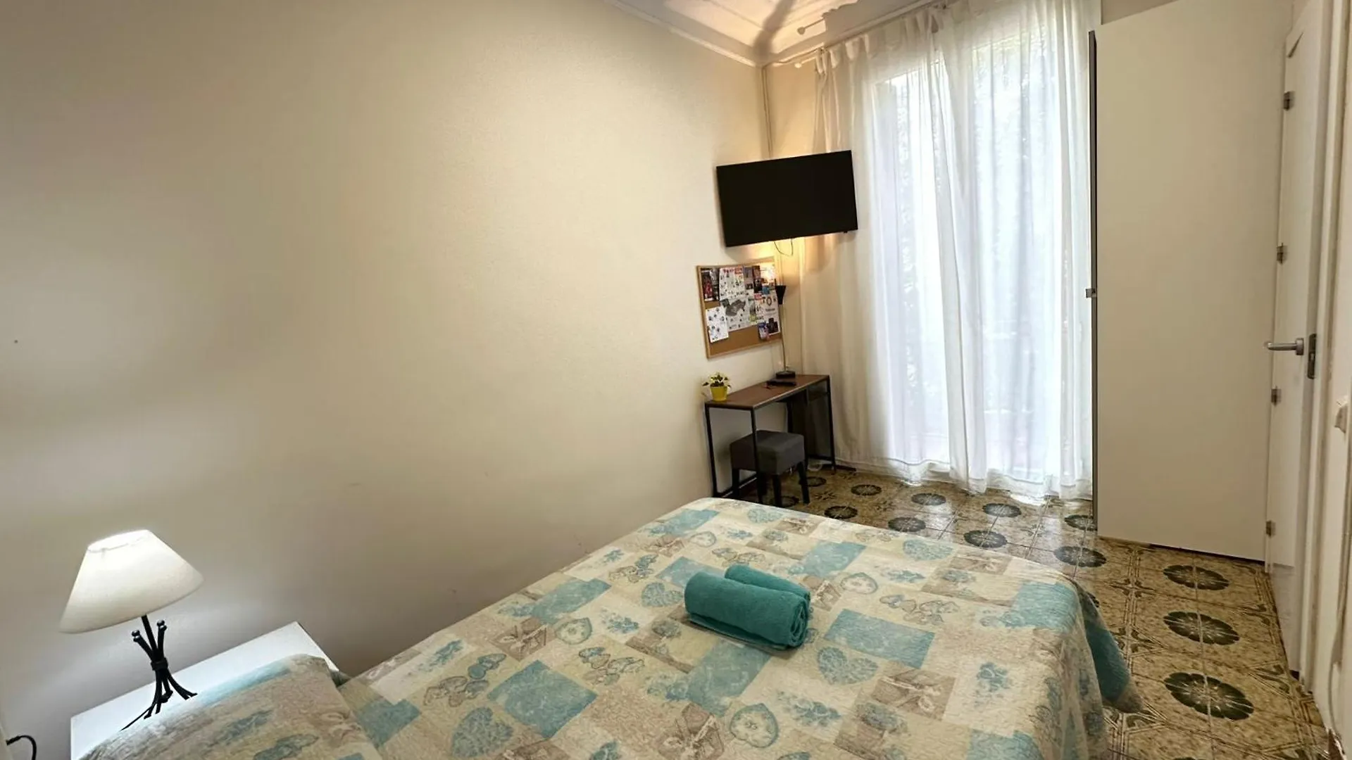 Apartamiento Diputacion Βαρκελώνη 3*,